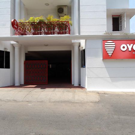 Oyo 2916 Apartment Queens Castle Bangalore Esterno foto