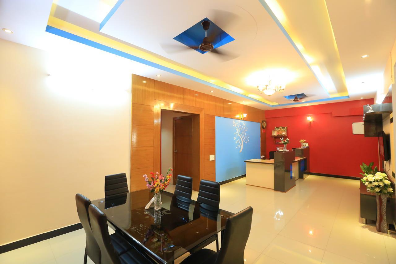 Oyo 2916 Apartment Queens Castle Bangalore Esterno foto