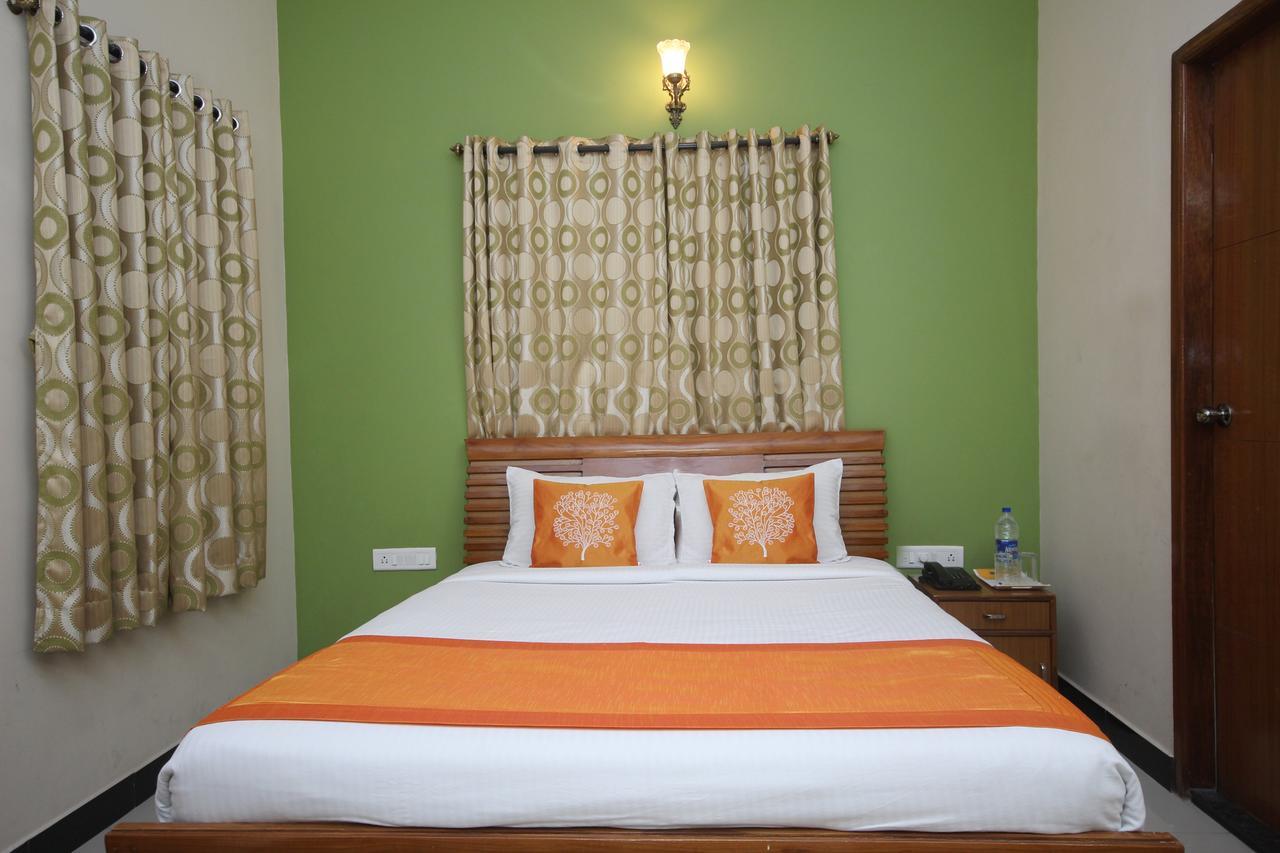 Oyo 2916 Apartment Queens Castle Bangalore Esterno foto