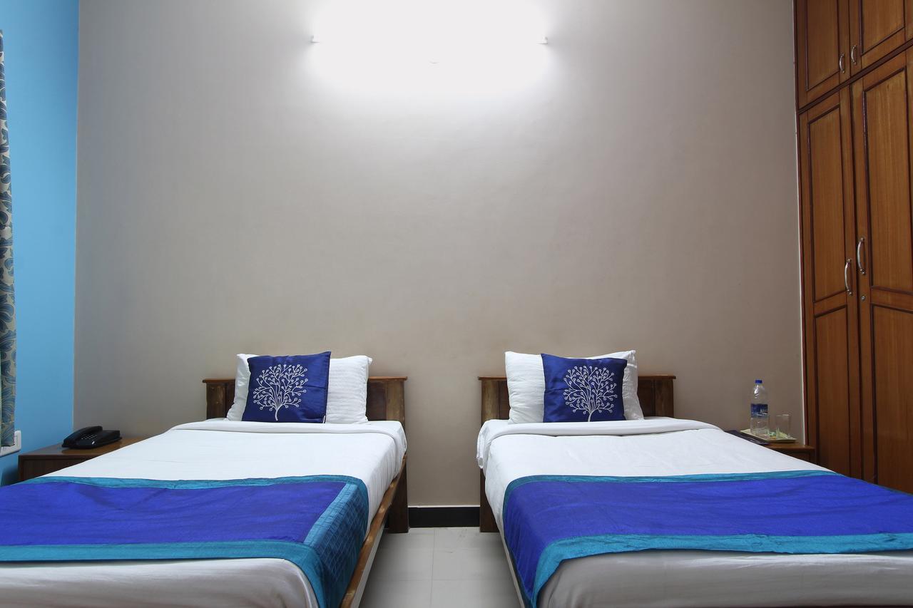 Oyo 2916 Apartment Queens Castle Bangalore Esterno foto