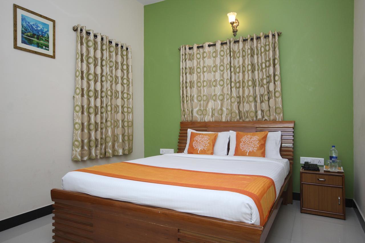Oyo 2916 Apartment Queens Castle Bangalore Esterno foto