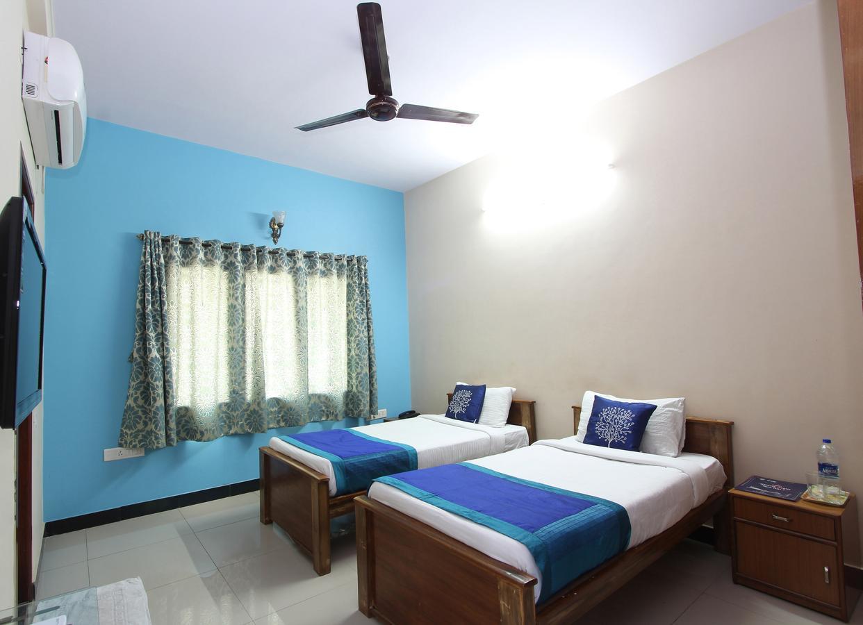 Oyo 2916 Apartment Queens Castle Bangalore Esterno foto